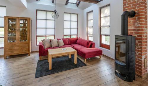 Three-Bedroom Holiday Home 