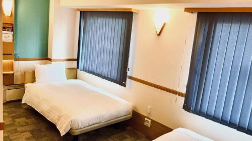 Accessible Twin Room - Non-Smoking