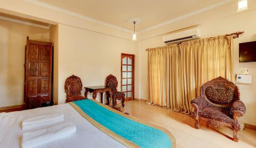 Deluxe Double or Twin Room