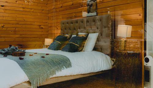 Double Room with Spa Bath