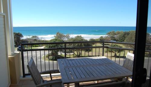 Three-Bedroom Ocean Front Apartment Top Floor