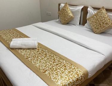 Queen Room with Balcony