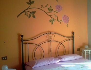 One-Bedroom Apartment (2 Adults)