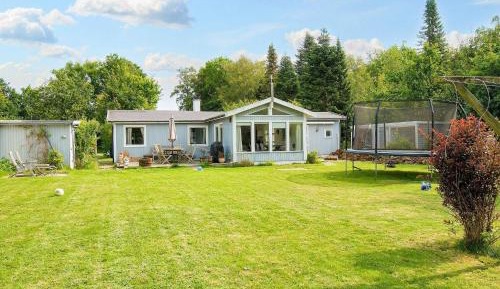 Three-Bedroom Holiday Home 