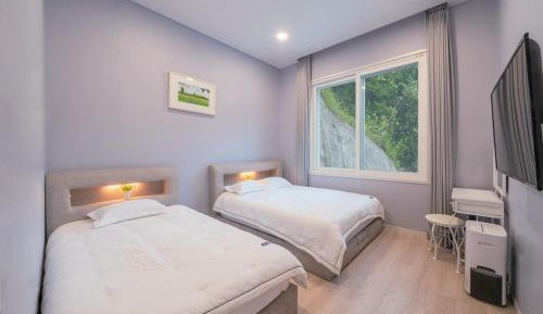 One-Bedroom Villa