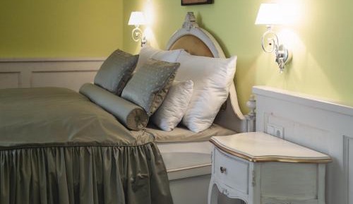 Suite with Garden View