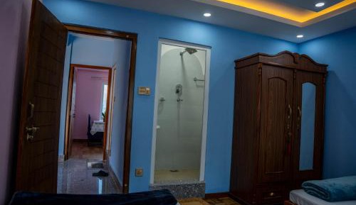 Twin Room with Private Bathroom