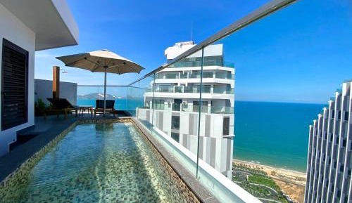 Junior Suite with Private Pool