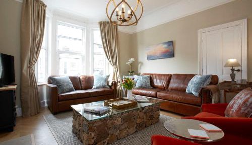 Four-Bedroom Holiday Home
