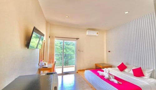 King Room with Mountain View