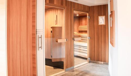 Suite with Sauna