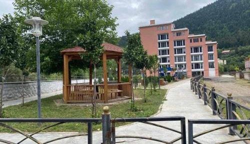 One-Bedroom Apartment with Balcony