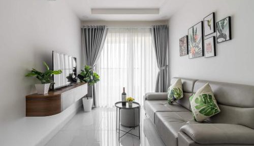 Two-Bedroom Apartment with City View