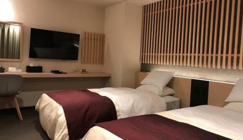 Twin Room with Bath