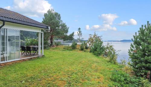 Two-Bedroom Holiday Home