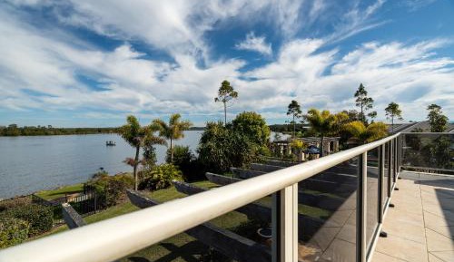 Three-Bedroom Holiday Home 