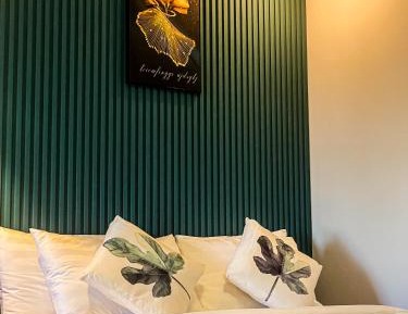Deluxe Double or Twin Room with Balcony