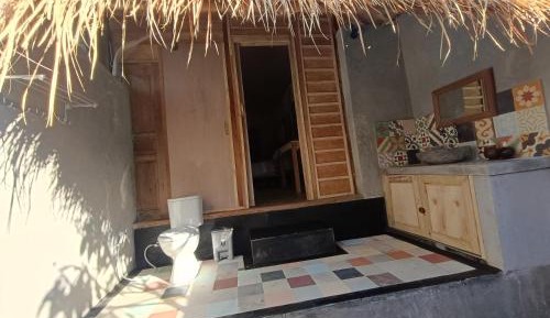 Bungalow with Garden View