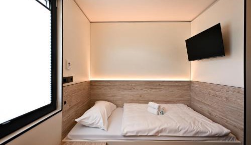 Single Room with Private Bathroom