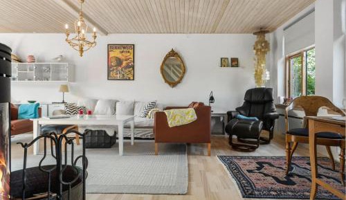 Three-Bedroom Holiday Home 