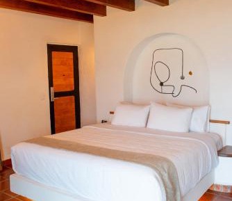 Suite with Lake View
