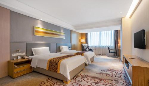 Twin Room with View