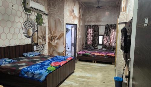 Double or Twin Room with Bathroom