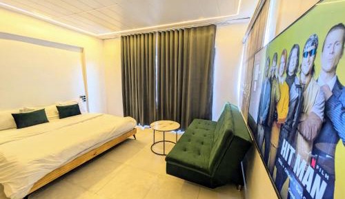 King Room with Mountain View