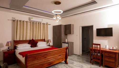 Deluxe King Room