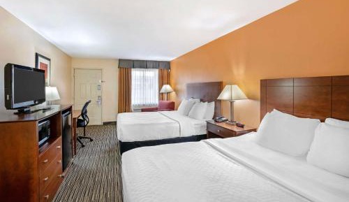 Queen Room with Two Queen Beds