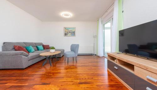 Three-Bedroom Vacation Home 