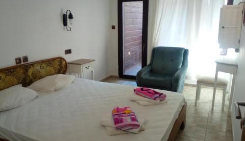 Two-Bedroom Apartment with Balcony and Terrace