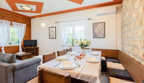 Four-Bedroom Vacation Home
