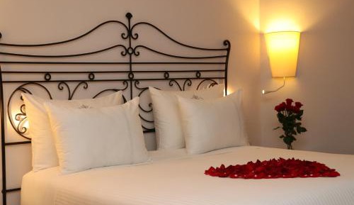 Deluxe Double or Twin Room with Pool View