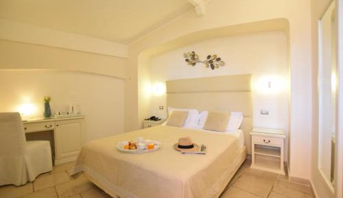 Double or Twin Room with Terrace with Sea View