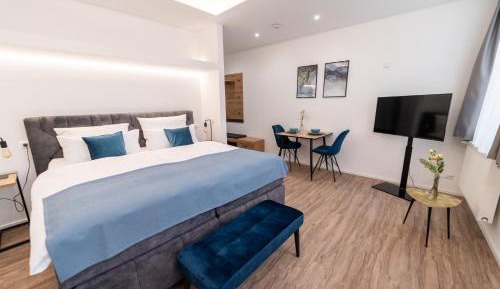 One-Bedroom Apartment with City View