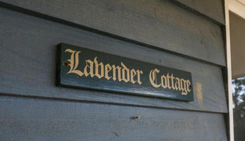 Two Bedroom Cottage - Lavendar