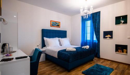 Deluxe Double or Twin Room with City View