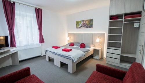 Two-Bedroom Suite