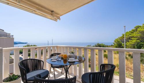 Apartment with Sea View