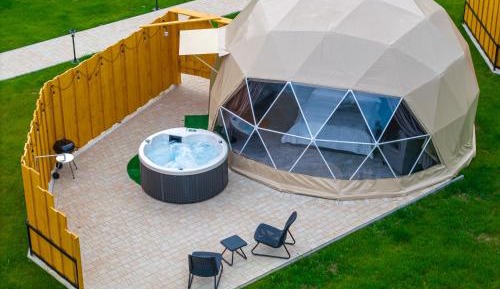 Tent 5