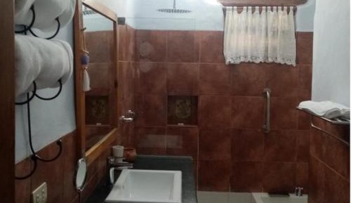 Double or Twin Room with Bathroom