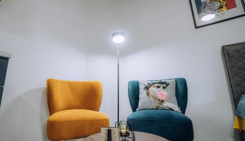 Studio Apartment with Queen Bed