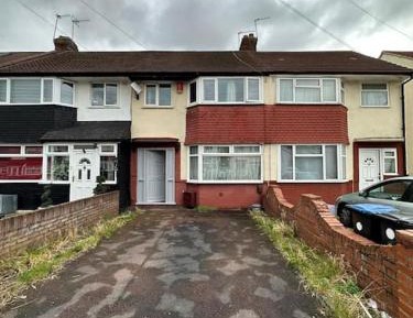 Four-Bedroom Holiday Home