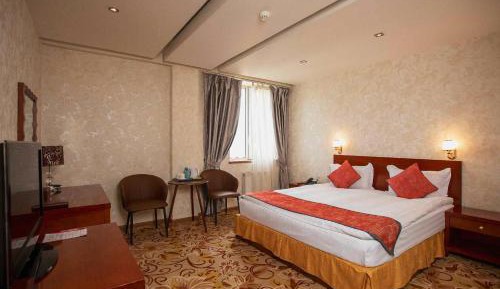 Standard King Room
