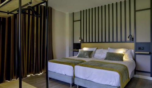 Classic Quadruple Room