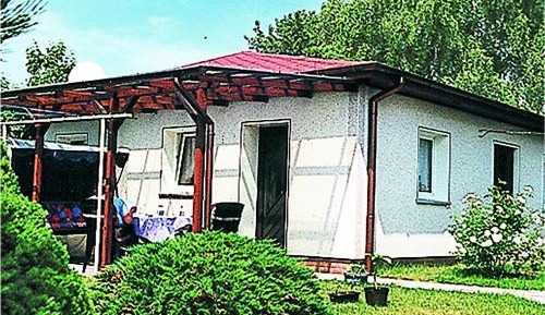 One-Bedroom Holiday Home