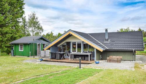 Four-Bedroom Vacation Home