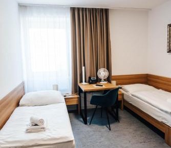 Economy Twin Room