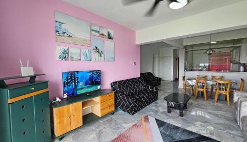 Two-Bedroom Apartment with Balcony and Sea View